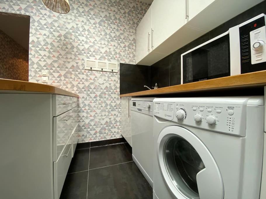 L'Appartement Jebari - Esprit loft Carcassonne Extérieur photo